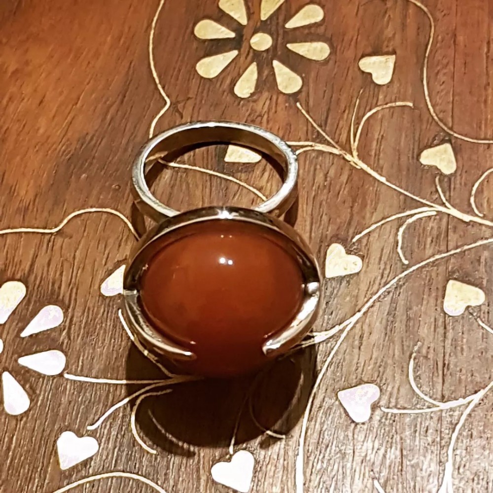 Sterling silver ring and carnelian