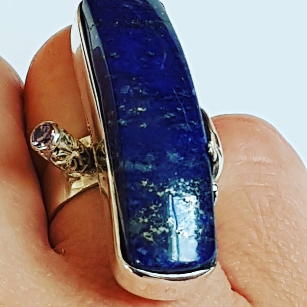 Sterling silver ring with natural lapislazuli Athanor