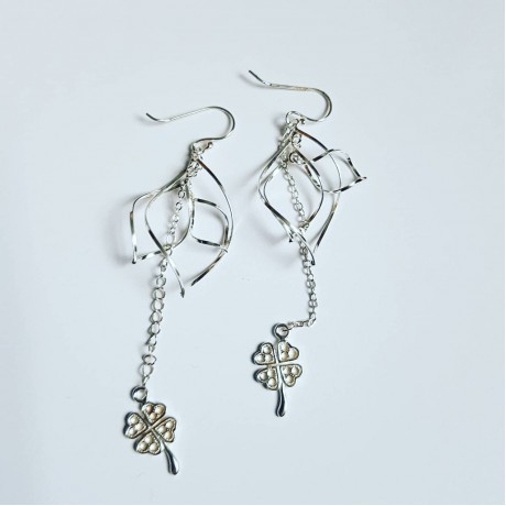Sterling silver earrings Dancin' Clover, Bijuterii de argint lucrate manual, handmade