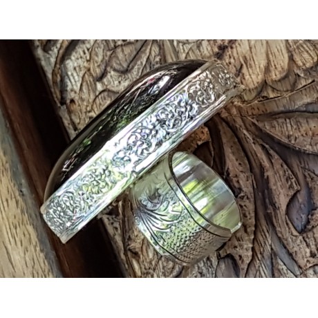 LARGE handmade ring in hand-engraved Ag925 silver and Obsidian natural rainbow Myriad Sheen, Bijuterii de argint lucrate manual, handmade