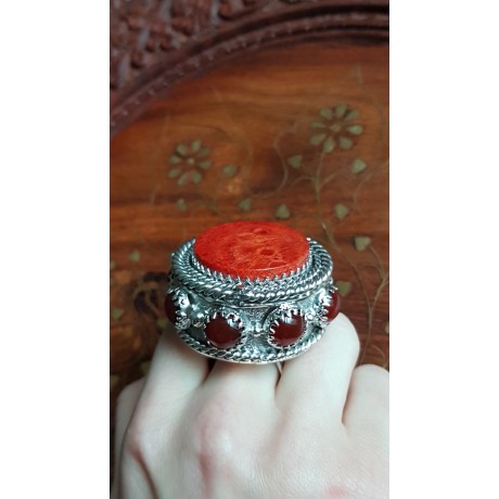 Large Sterling Silver ring with natural coral stone and carnelian Red Dome, Bijuterii de argint lucrate manual, handmade
