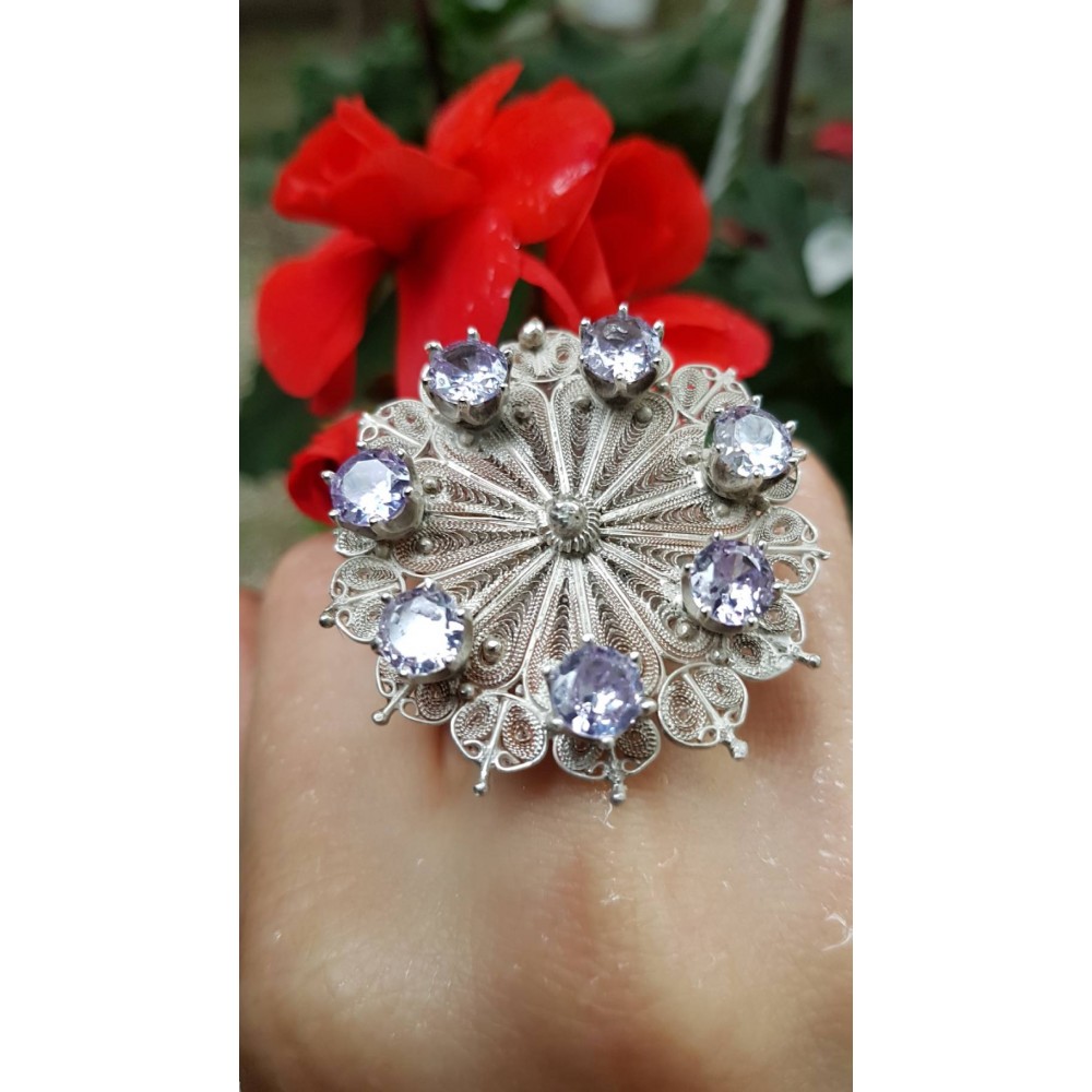 Sterling silver ring and amethyst Bright Serving