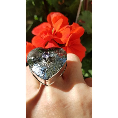 Sterling silver ring and amethyst Heart of Amethyst, Bijuterii de argint lucrate manual, handmade