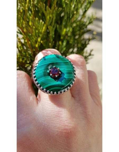 Unique ring entirely handmade in solid Ag925 silver, natural red garnet and natural malachite, Bijuterii de argint lucrate manual, handmade