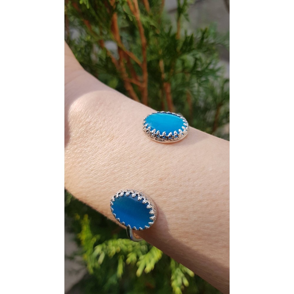 Sterling silver cuff and cat's eye Blue Eyes, blue eyes