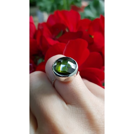 Sterling silver ring with green crystal, Bijuterii de argint lucrate manual, handmade
