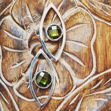 Sterling silver earrings and green crystals Green Eyes, Bijuterii de argint lucrate manual, handmade