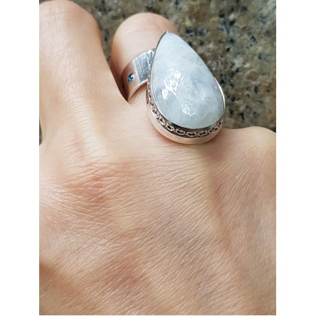 Sterling silver ring with natural moonstone , Bijuterii de argint lucrate manual, handmade