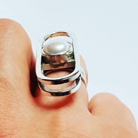 Sterling silver ring and pearl fte 91S16