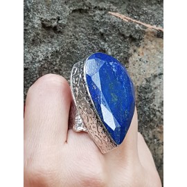  Large Sterling Silver ring with natural lapislazuli Darting Blue