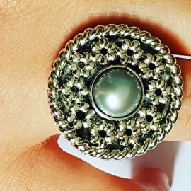 Handmade ring in solid Ag925 silver and Flowerbed cultured pearl