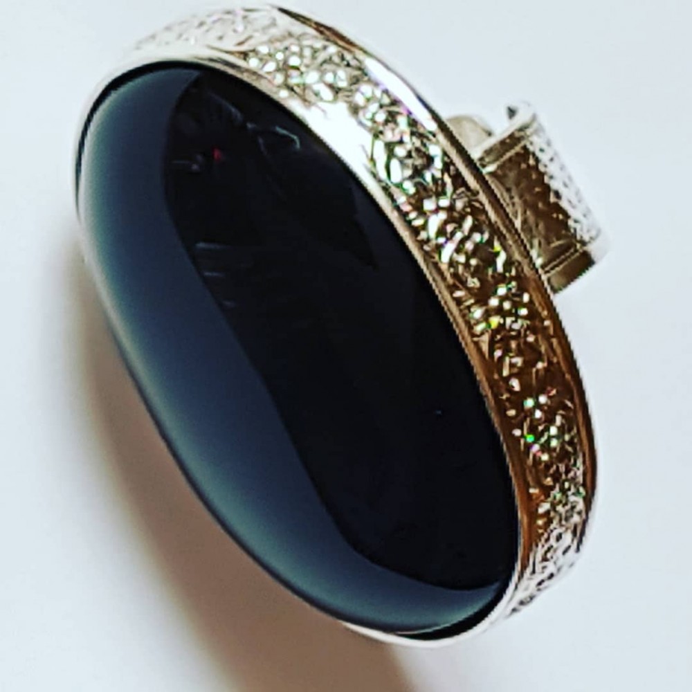 LARGE handmade ring in hand-engraved Ag925 silver and Obsidian natural rainbow Myriad Sheen