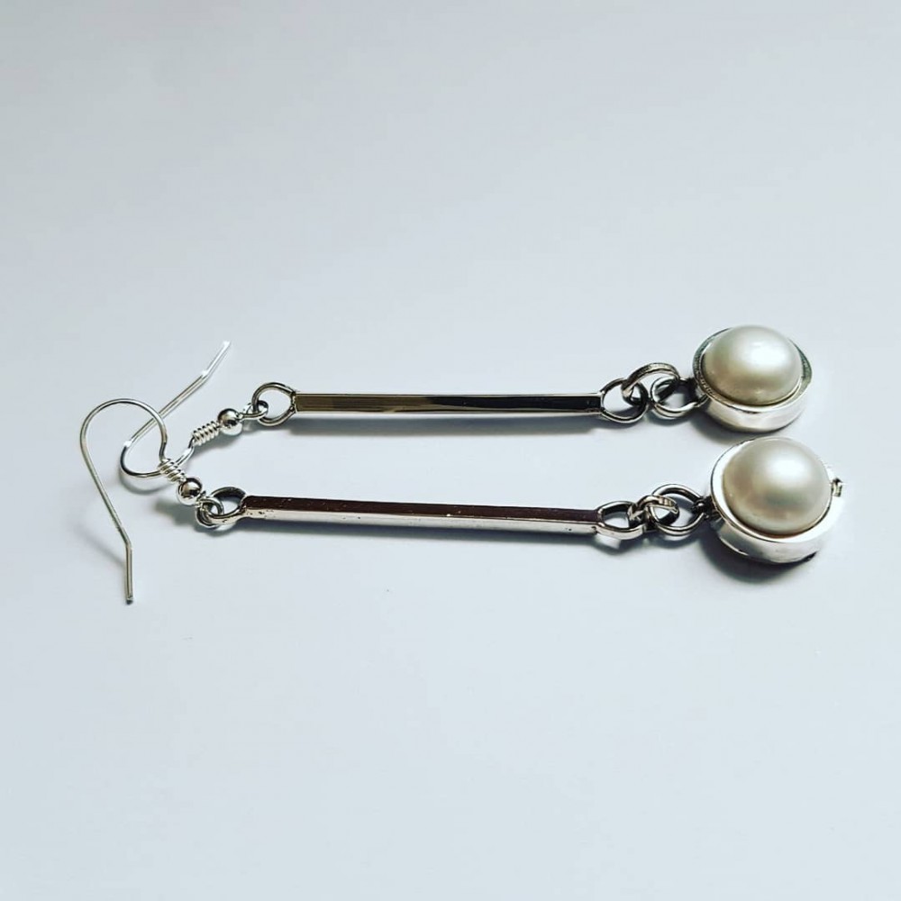 Sterling silver earrings and pearls White Trims