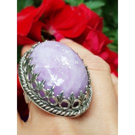 Large Sterling Silver ring with natural kunzite Account of a Sultana at Daybreak