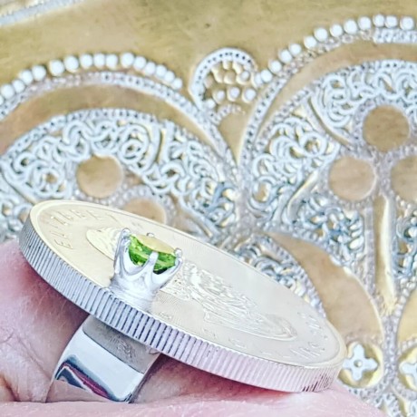 Sterling silver ring and peridote Feelin'Queensome , Bijuterii de argint lucrate manual, handmade