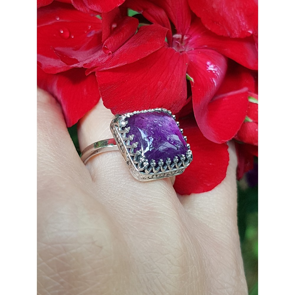 Sterling silver ring with natural amethyst 1