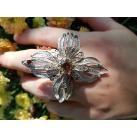 Sterling silver ring and citrine FlowerServing