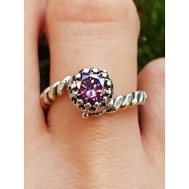 Sterling silver ring and amethyst PurpleDot