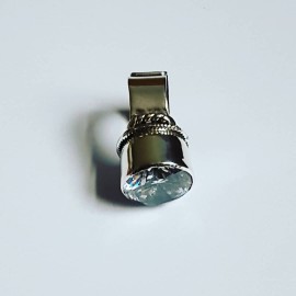 Sterling silver ring and zirconium