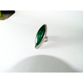 Sterling silver ring Rhetoric of Passion with natural malachite