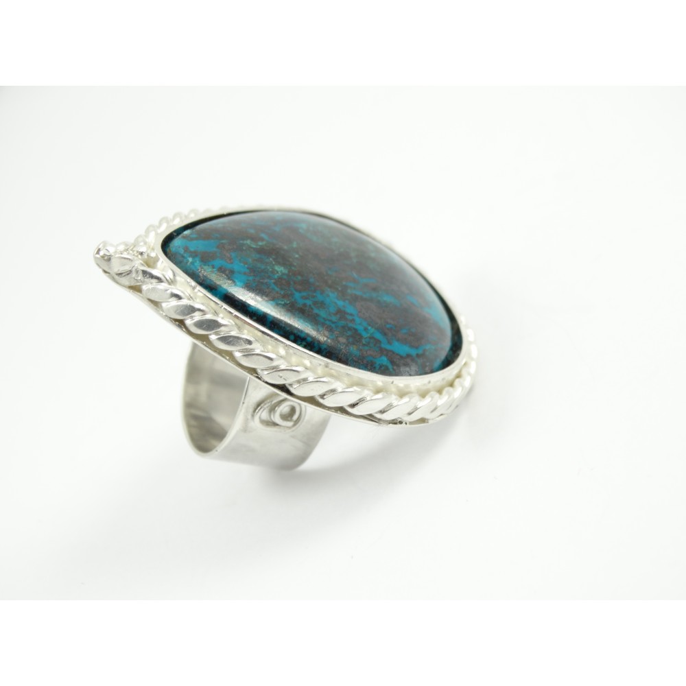 Sterling silver ring Spirit of Pleasure with large natural labradorite