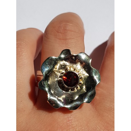 Sterling silver ring with natural red garnet and 14k Gold Rue d'Amour, Bijuterii de argint lucrate manual, handmade