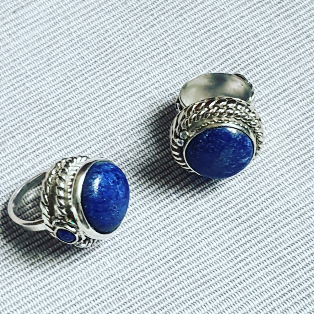 Sterling silver ring with natural lapislazuli stones, Lapis Worthy
