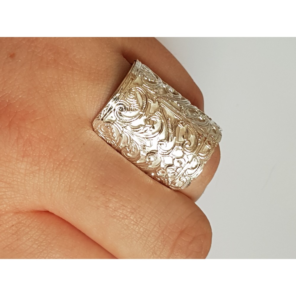 Sterling silver ring Love Safari