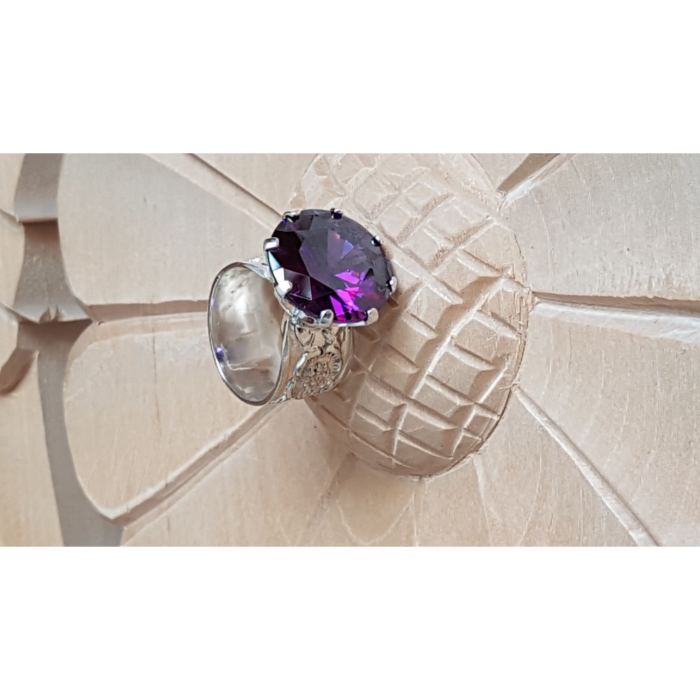 Sterling silver ring with Asia amethyst Mauve Tales