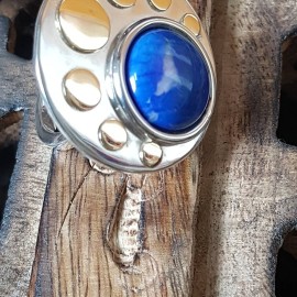 Massive Sterling silver ring with natural lapislazuli Sky fringes 