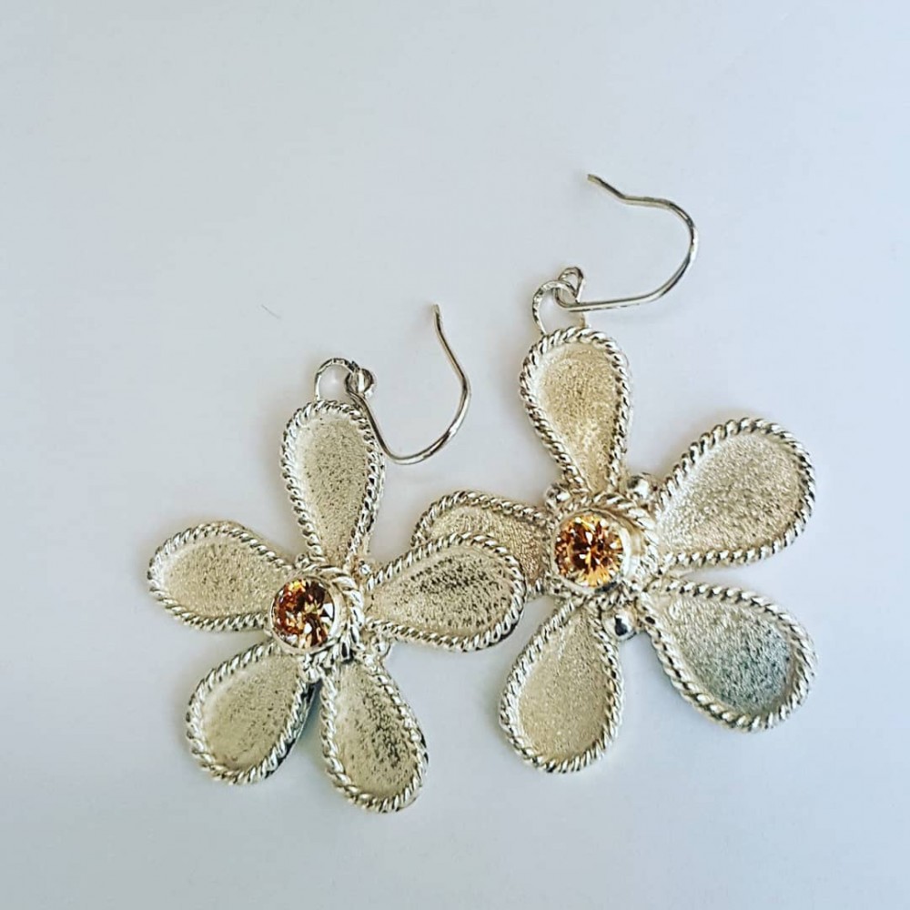 Sterling silver earrings Flower Focus