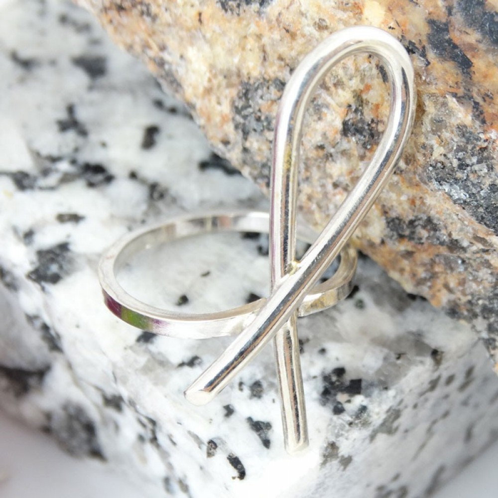 Sterling silver ring Bold