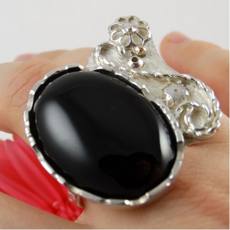 Lovetique Chalcedony Treasure Ring, Bijuterii de argint lucrate manual, handmade