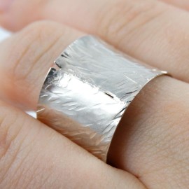 Sterling silver ring Dottie