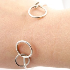 Sterling silver bangle Clutchable