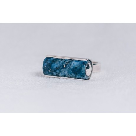 Large sterling silver ring with lapis tube, Bijuterii de argint lucrate manual, handmade
