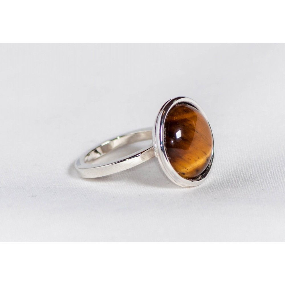 Sterling silver ring with tiger’s eye, handmade & handcrafted, design by Ibralhoff 
