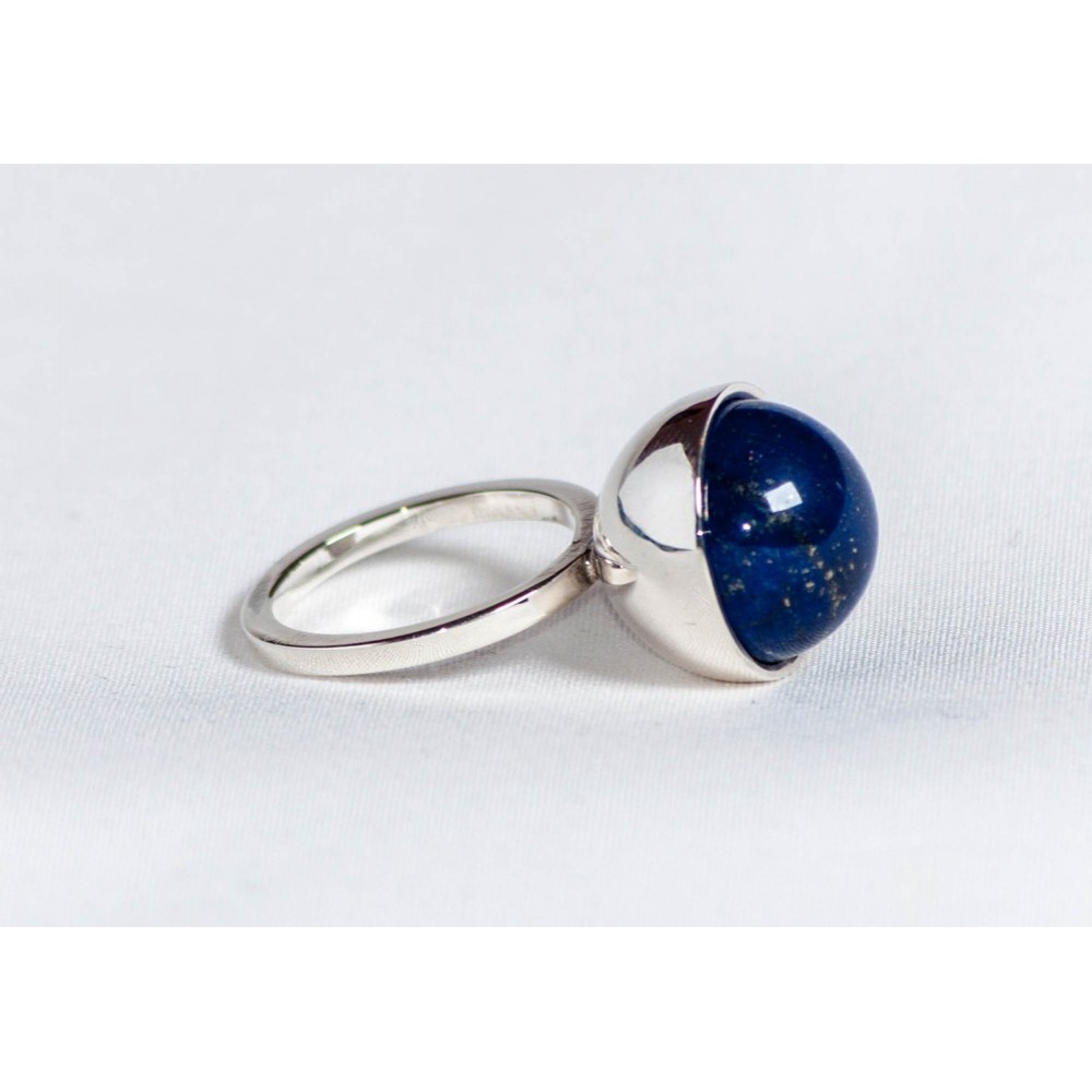 Sterling silver ring with lapis lazuli, handmade& handcrafted, design by Ibralhoff