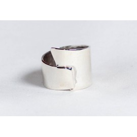 Sterling silver ring, handmade & handcrafted